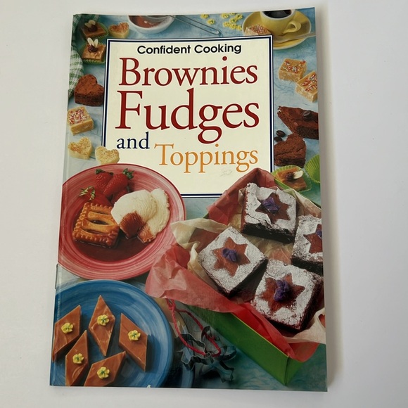 Brownies Cook Books - Picture 3 of 8